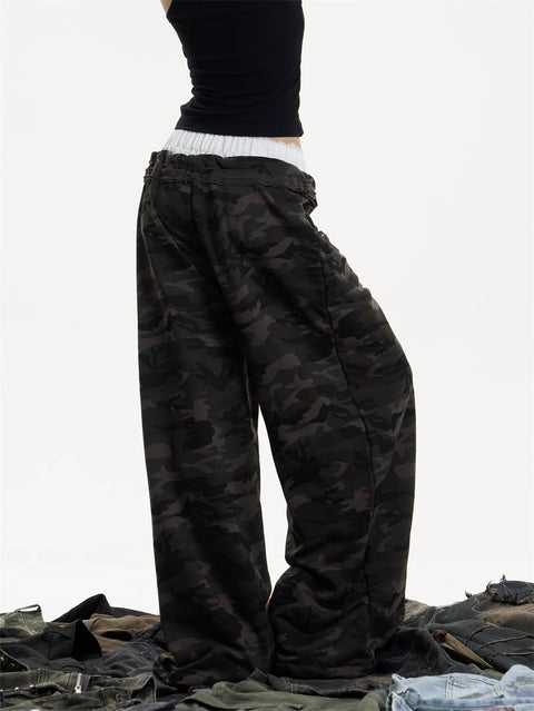 GKIKZ DOUBLE LAYERED CAMO SWEATPANT
