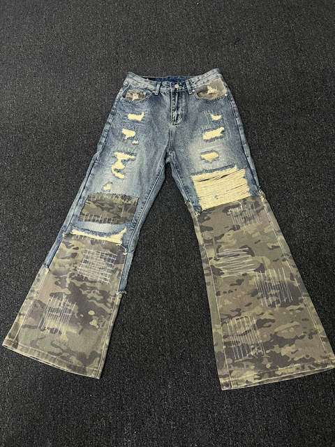 GKIKZ MIX&MATCH CAMOUFLAGE RETRO DISTRESSED BAGGY JEANS