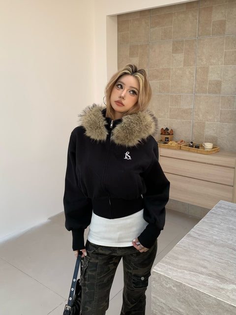 GKIKZ FAUX FUR CROPPED DETACHABLE HOOD ZIP-UP