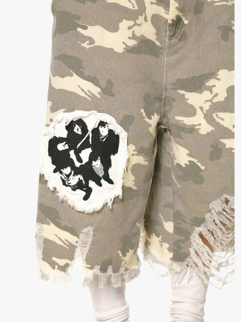 GKIKZ CAMOUFLAGE LIGHT DISTRESSED JORTS