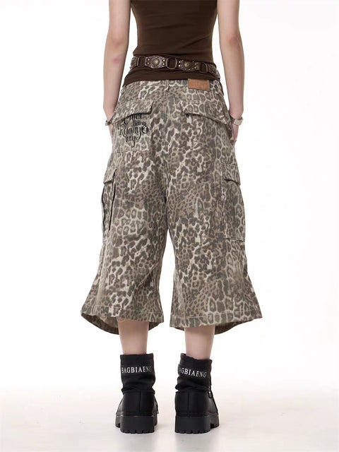 GKIKZ LEOPARD WILDCARD UTILITY JORTS