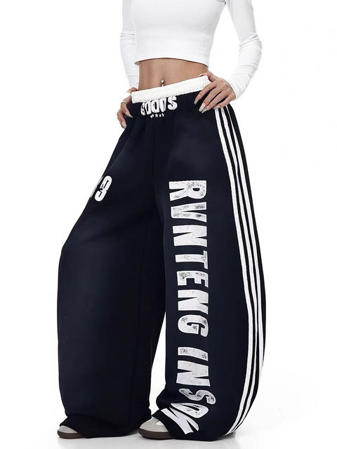 GKIKZ X RVNTENG™ GRAPHIC STRIPE WIDE-LEG TRACK PANTS