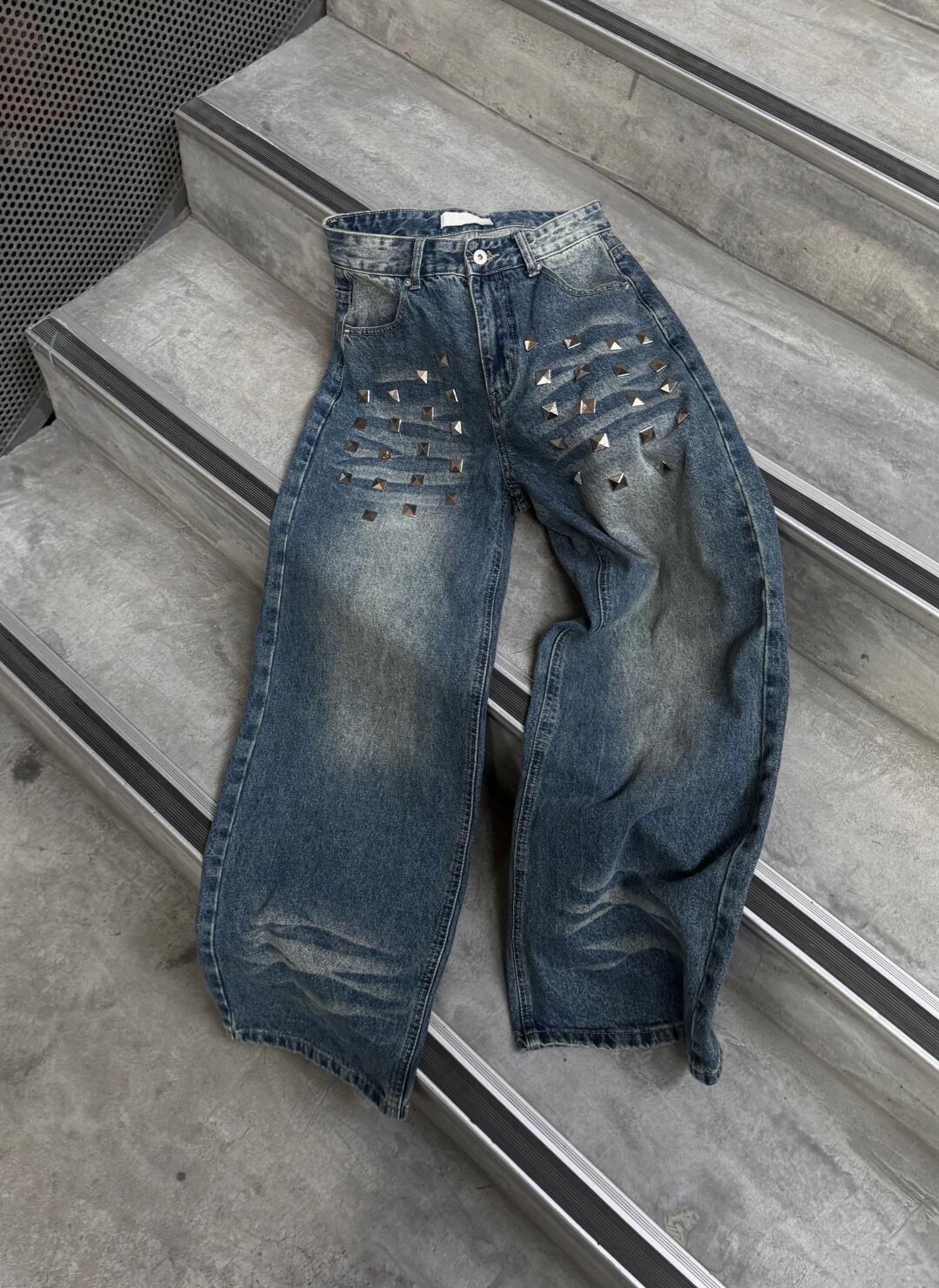 Bottom Wear