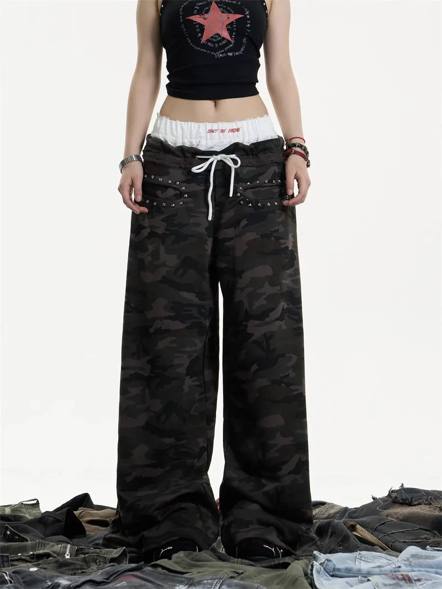 [25SS NEW ARRIVAL] GKIKZ DOUBLE LAYERED CAMO SWEATPANT