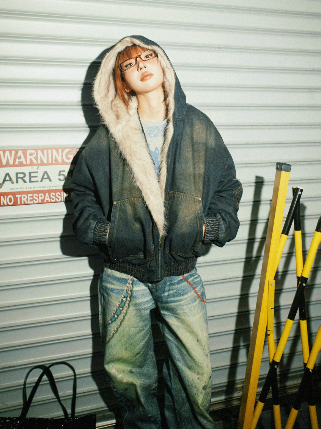 GKIKZ DIRTY DENIM HOODED FUR COLLAR JACKET