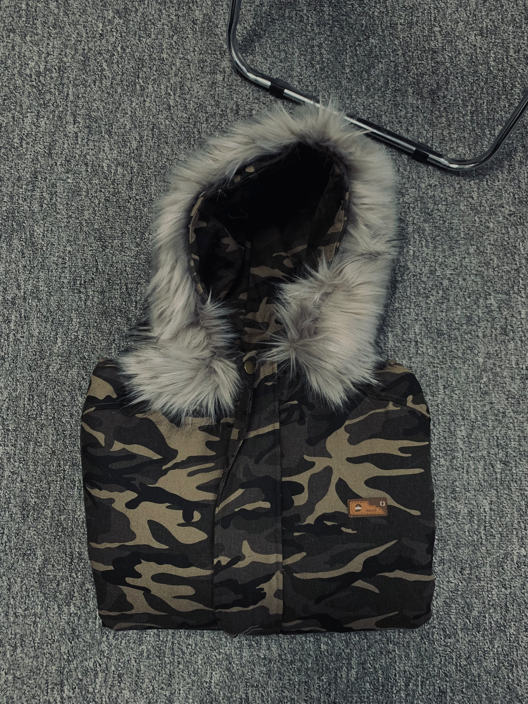 GKIKZ MOUNTAIN CARVING FUR COLLAR JACKET