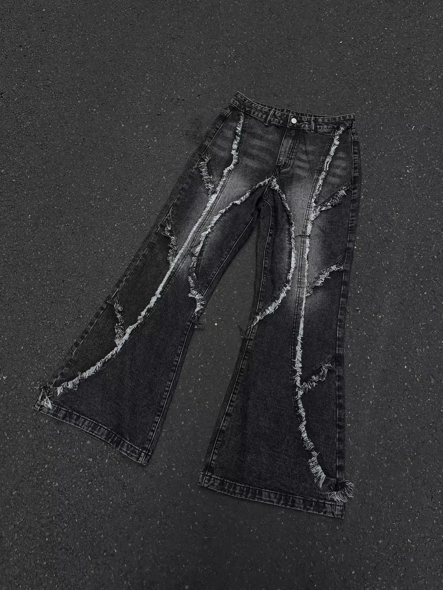 GKIKZ DECONSTRUCTED TESSEL RAW-EDGE BAGGY JEANS