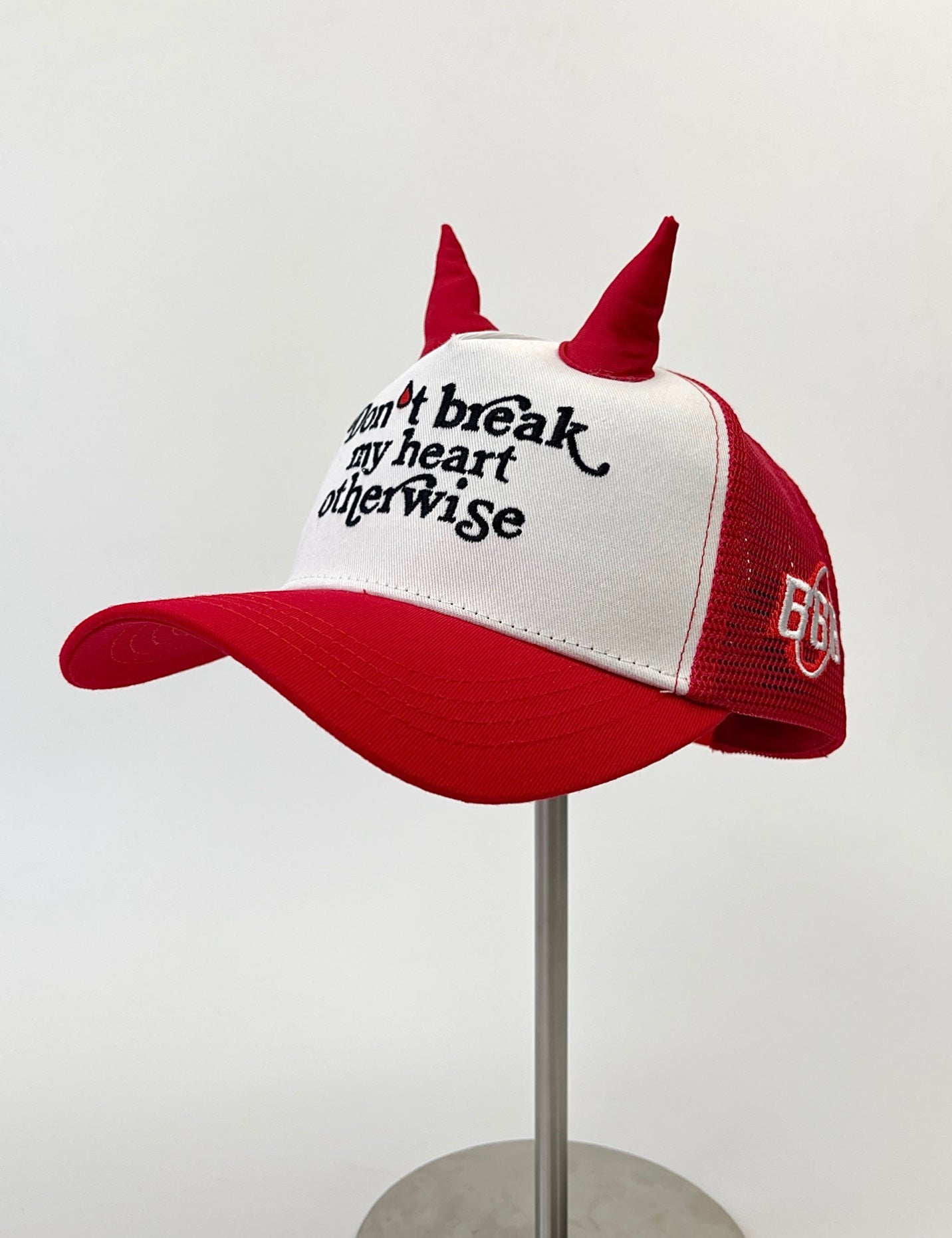 GKIKZ “DON'T BREAK MY HEART OTHERWISE” DEVIL HORN CAP