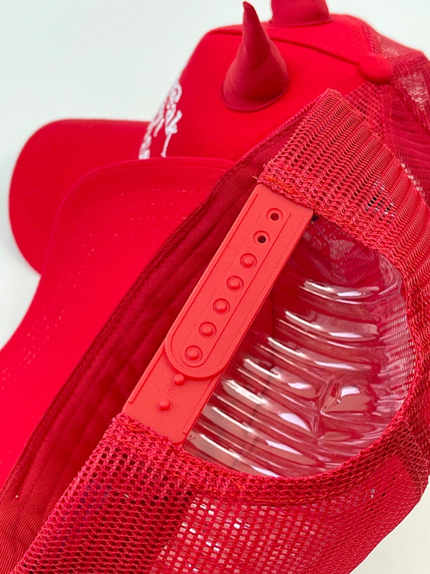 GKIKZ “DON'T BREAK MY HEART OTHERWISE” DEVIL HORN CAP