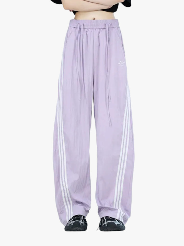 [25SS RESTOCKS] GKIKZ DUAL LACES TRI-STRIPE CURVE WIDE LEG PANTS