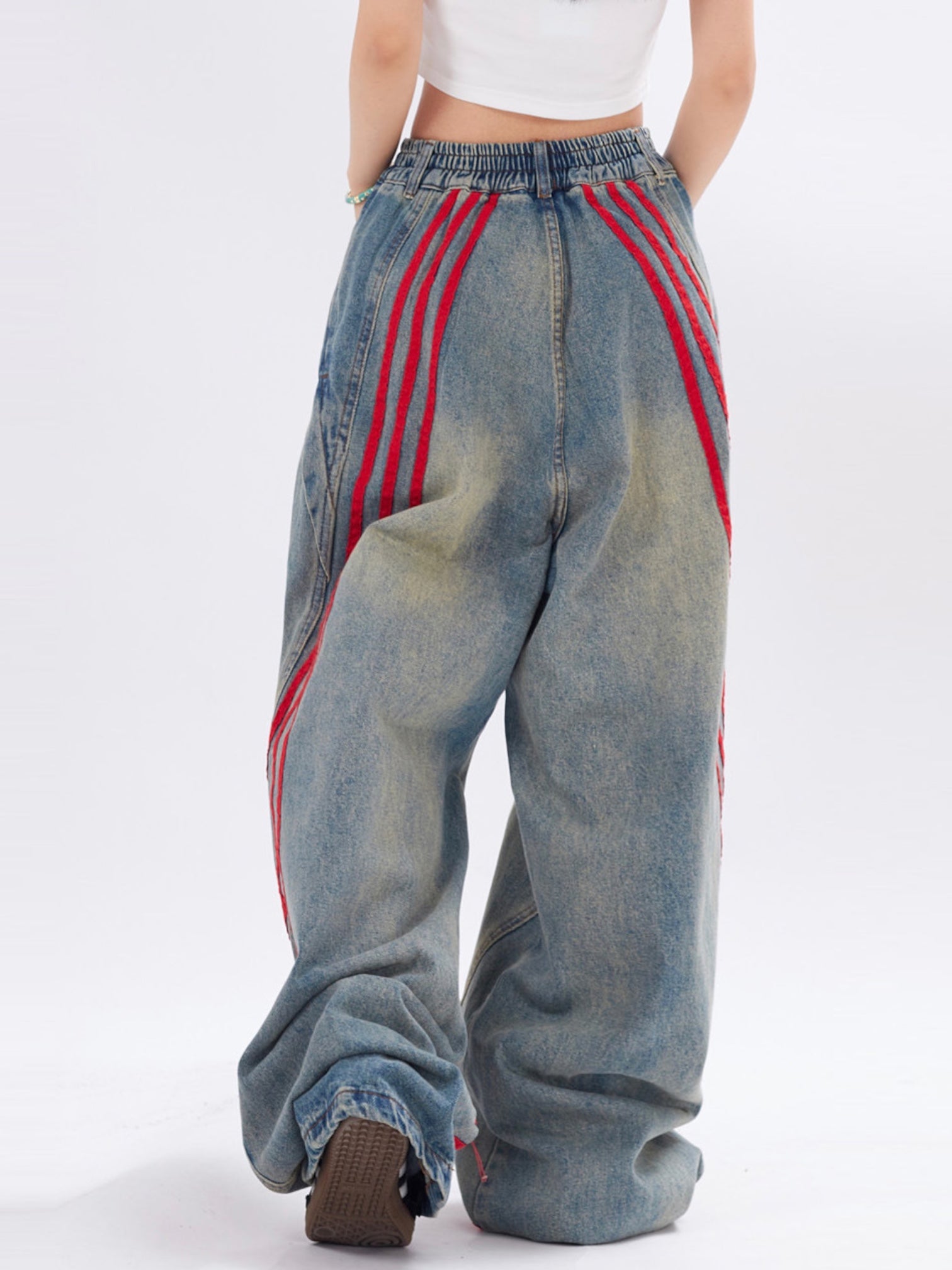 GKIKZ RED STRIPED STITCHED BAGGY JEANS