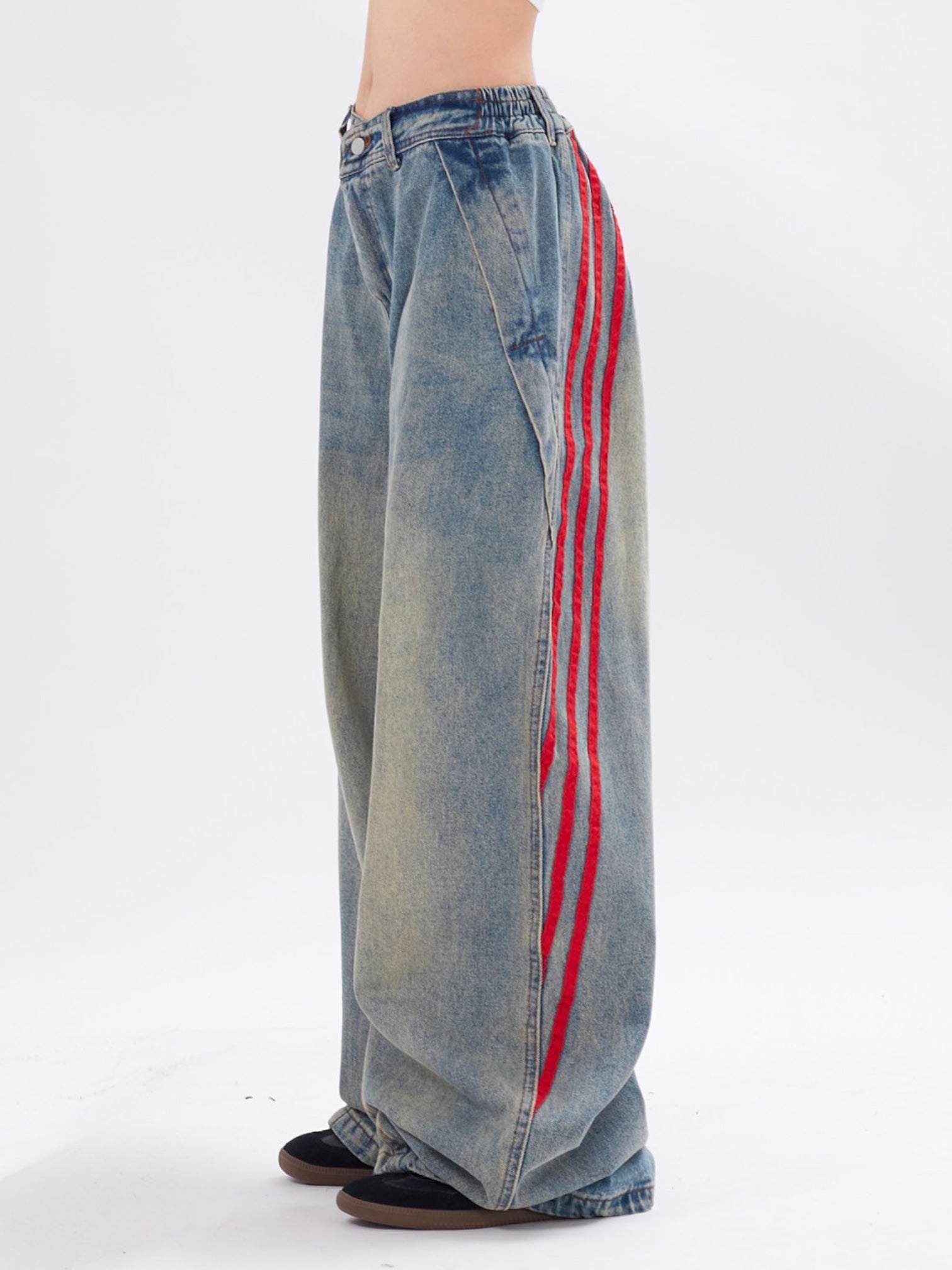 GKIKZ RED STRIPED STITCHED BAGGY JEANS