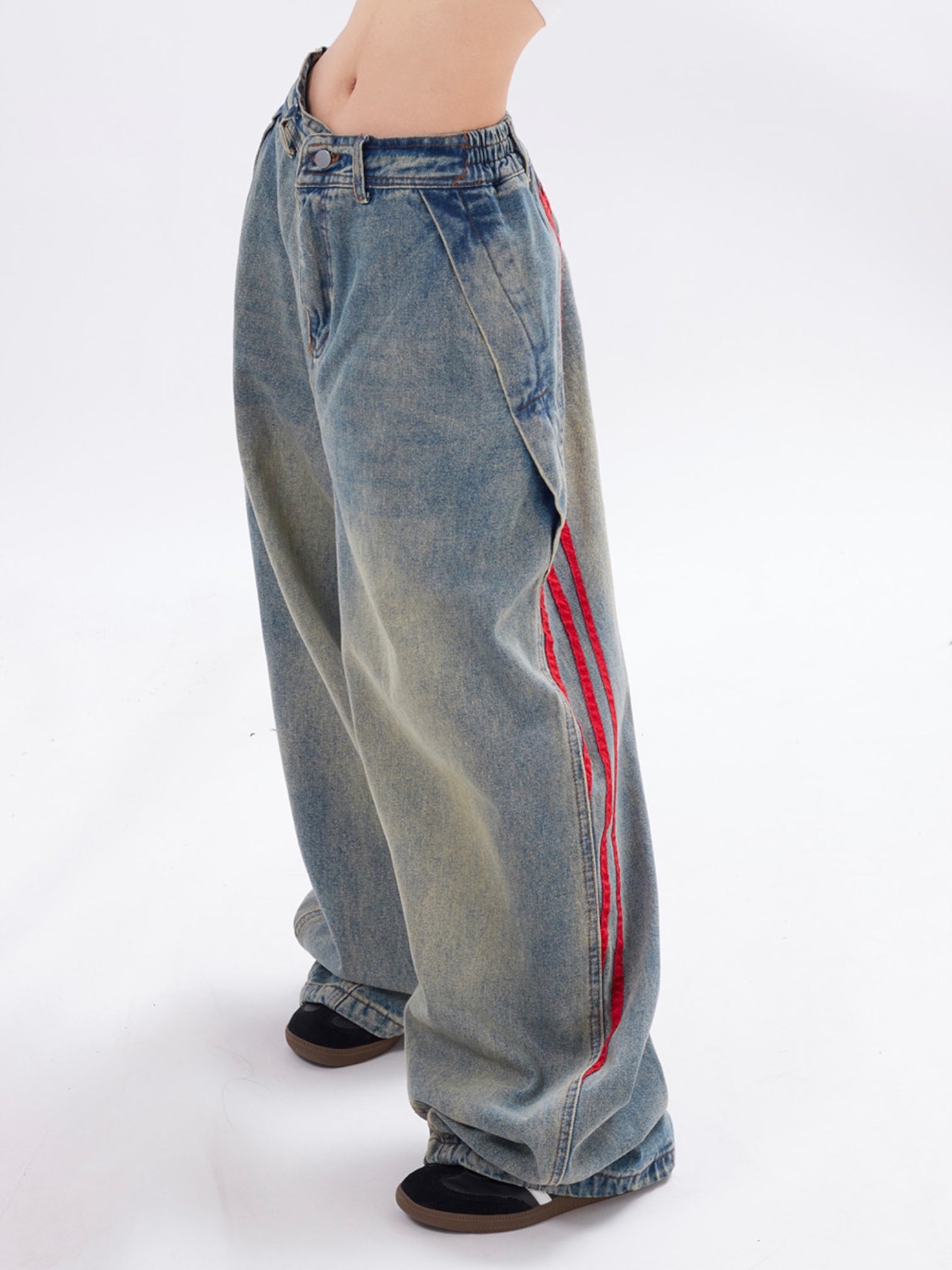 GKIKZ RED STRIPED STITCHED BAGGY JEANS