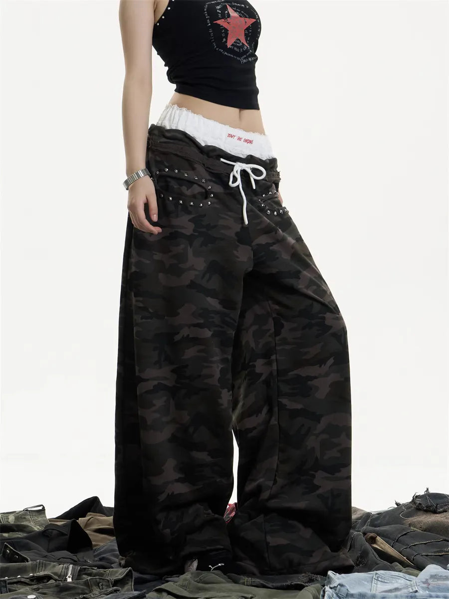 GKIKZ DOUBLE LAYERED CAMO SWEATPANT