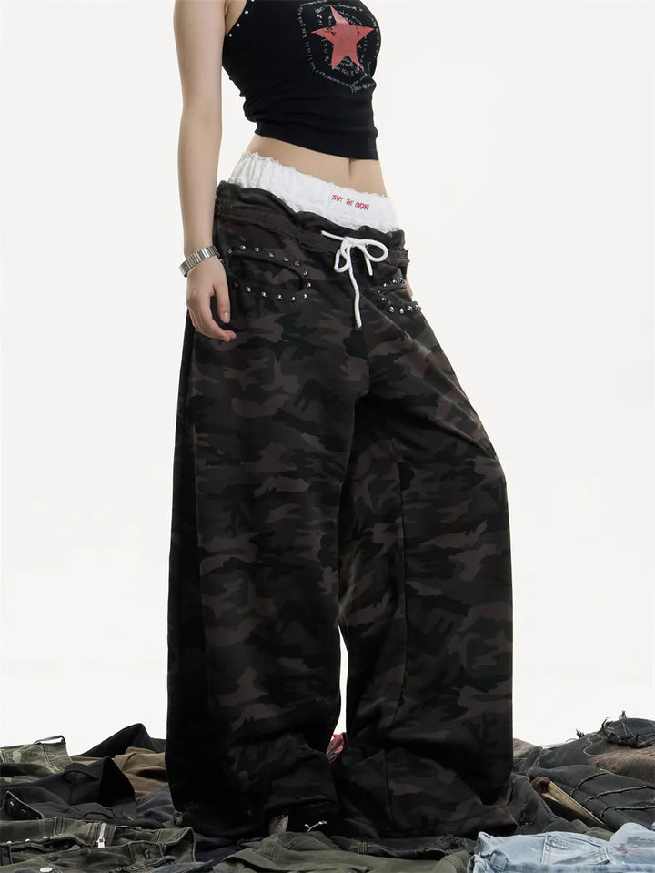 GKIKZ DOUBLE LAYERED CAMO SWEATPANT
