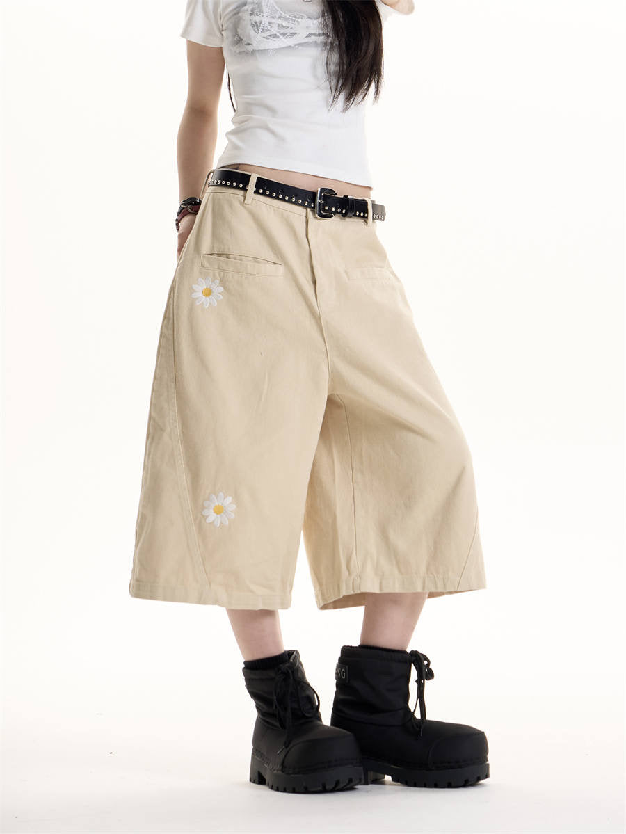 GKIKZ ENJOY DAISY EMBROIDERED WID-LEG JORTS