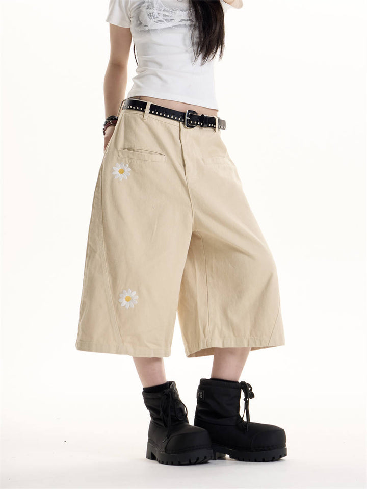 GKIKZ ENJOY DAISY EMBROIDERED WID-LEG JORTS