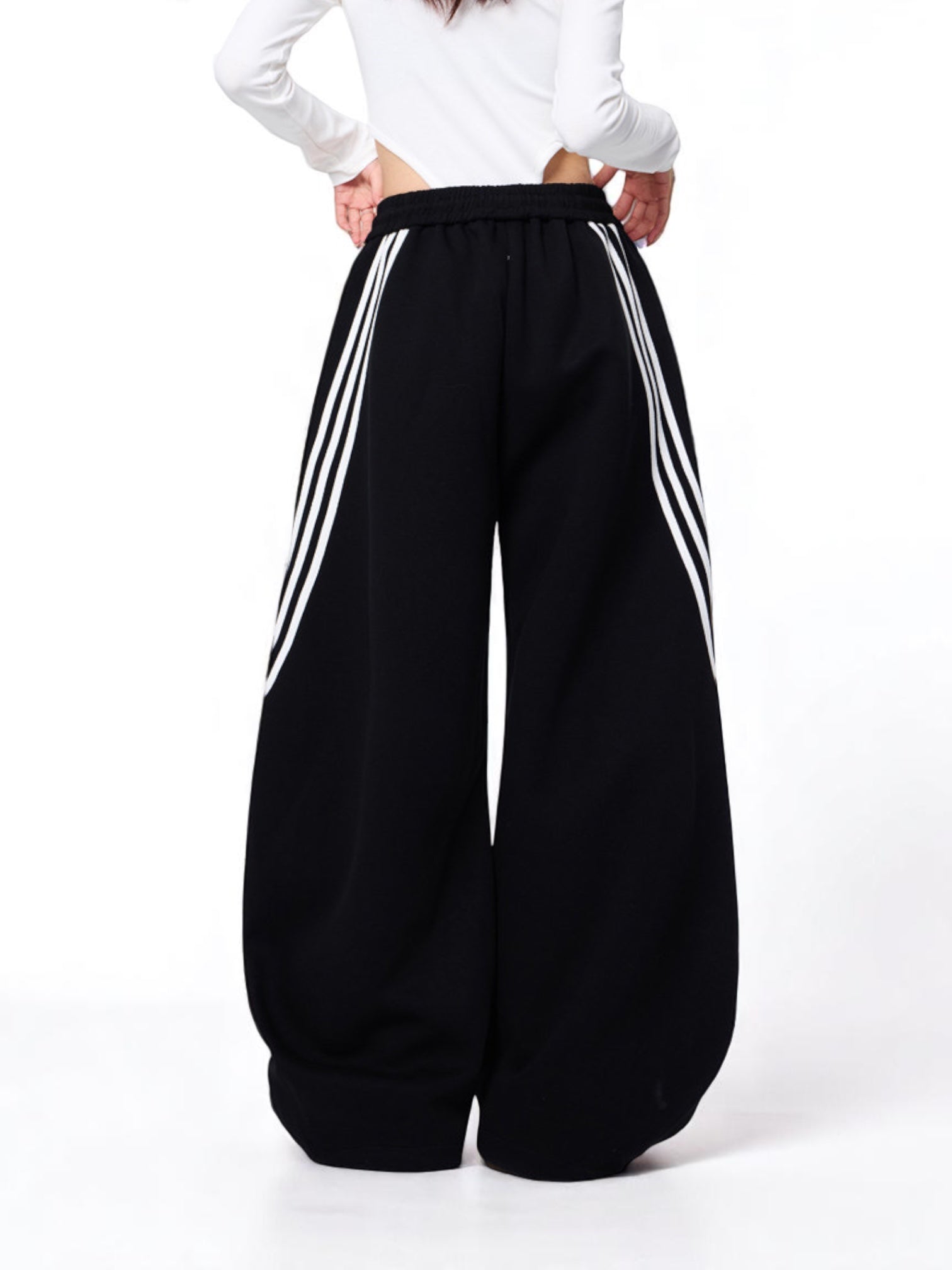 Classic Tri-Stripe Scimitar Drawstring Ultra-Wide Pants