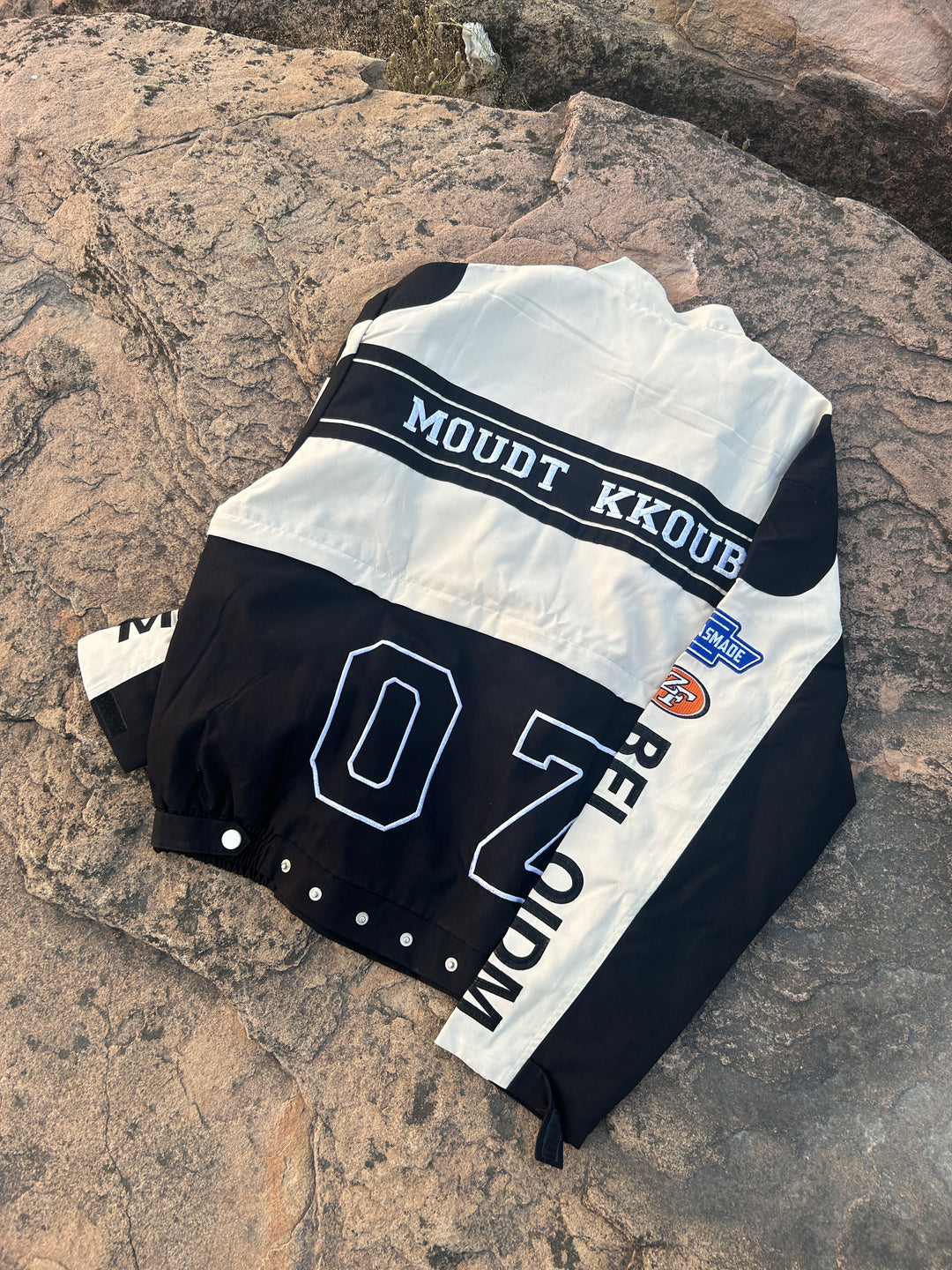 [25SS RESTOCKS] GKIKZ MOUDT KKOUB MOTOSPORTS JACKET (BLACK/BLUE)
