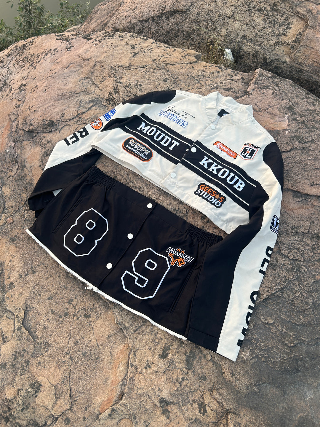 [25SS RESTOCKS] GKIKZ MOUDT KKOUB MOTOSPORTS JACKET (BLACK/BLUE)