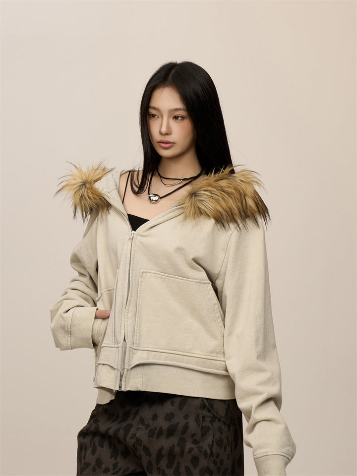 [CHRISTMAS SPECIAL RESTOCK] GKIKZ FROST WHISPERER FURRY CARDIGAN ZIPPER JACKET