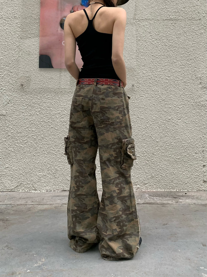 GKIKZ DROOPING CAMOUFLAGE MULTI-POCKET PANT