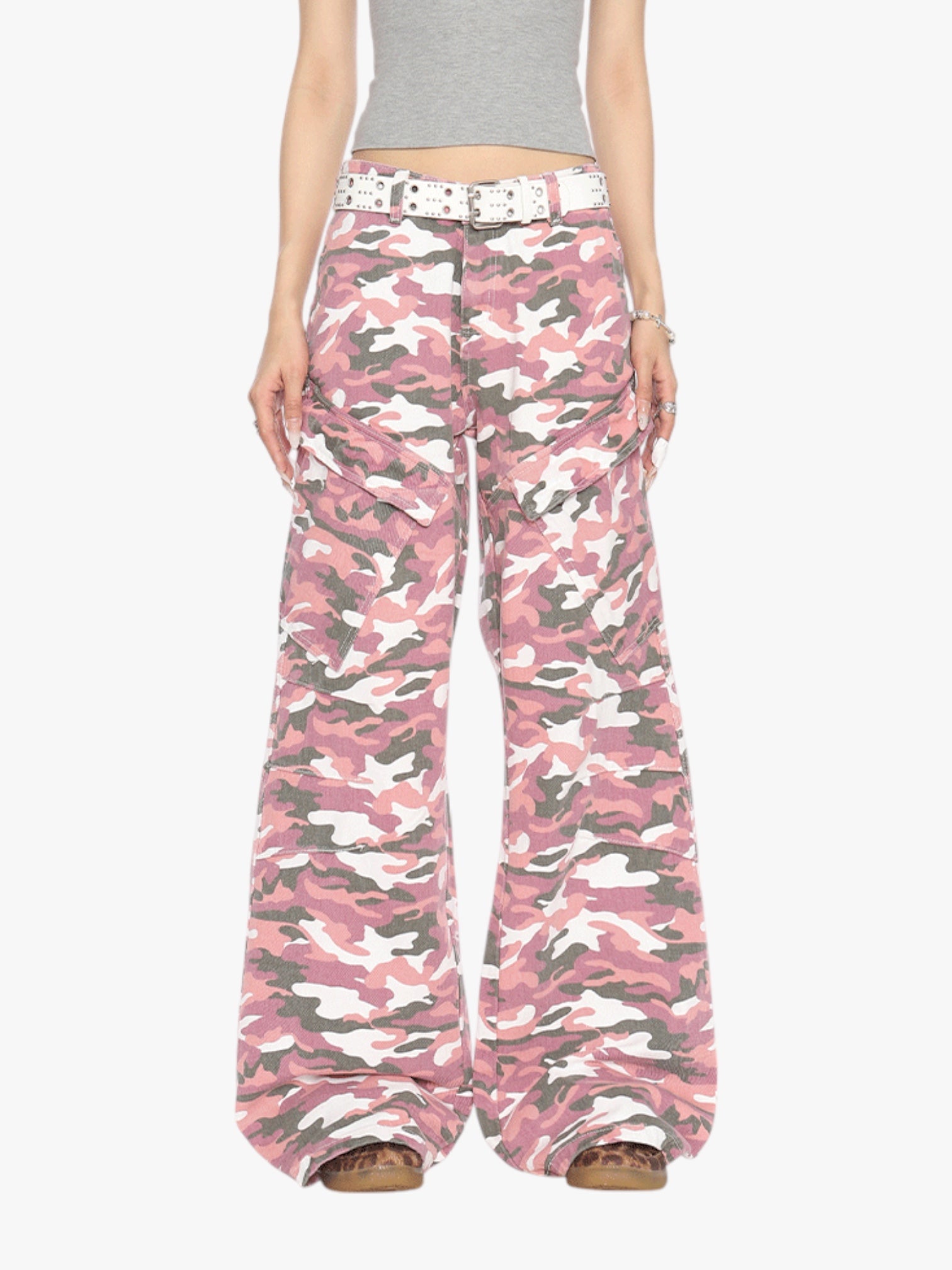 [25SS NEW ARRIVAL] GKIKZ PINK CAMOUFLAGE CARGO BOOTCUT PANTS