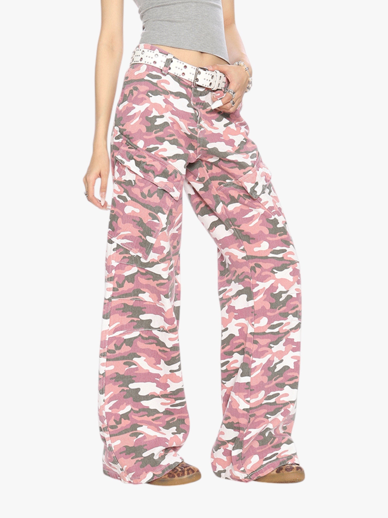 [25SS NEW ARRIVAL] GKIKZ PINK CAMOUFLAGE CARGO BOOTCUT PANTS