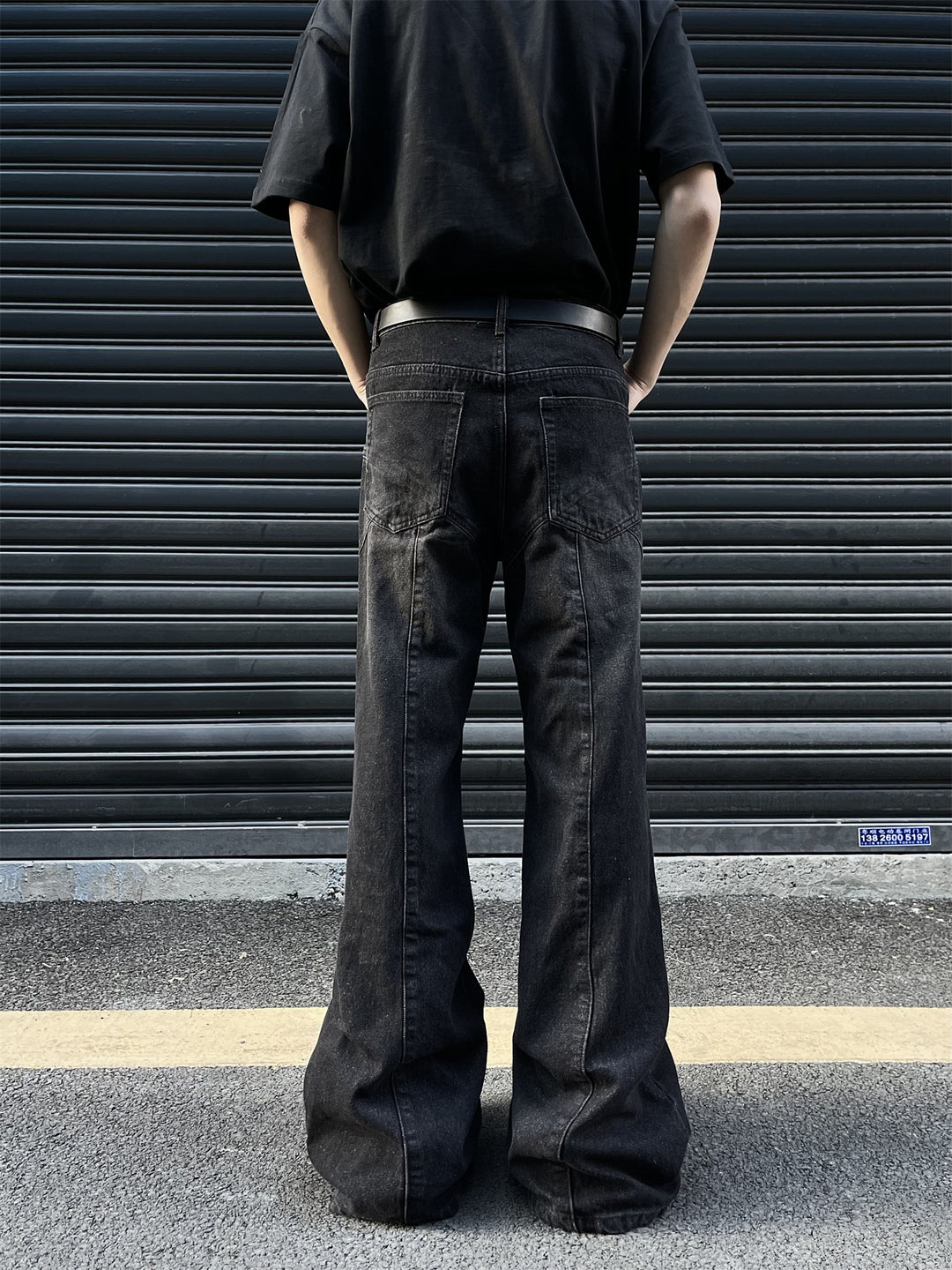 Mid-Zipper Slightly Flared Baggy Denim Jeans