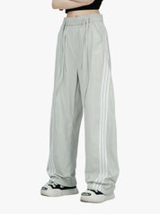 GKIKZ DUAL LACES TRI-STRIPE CURVE WIDE LEG PANTS
