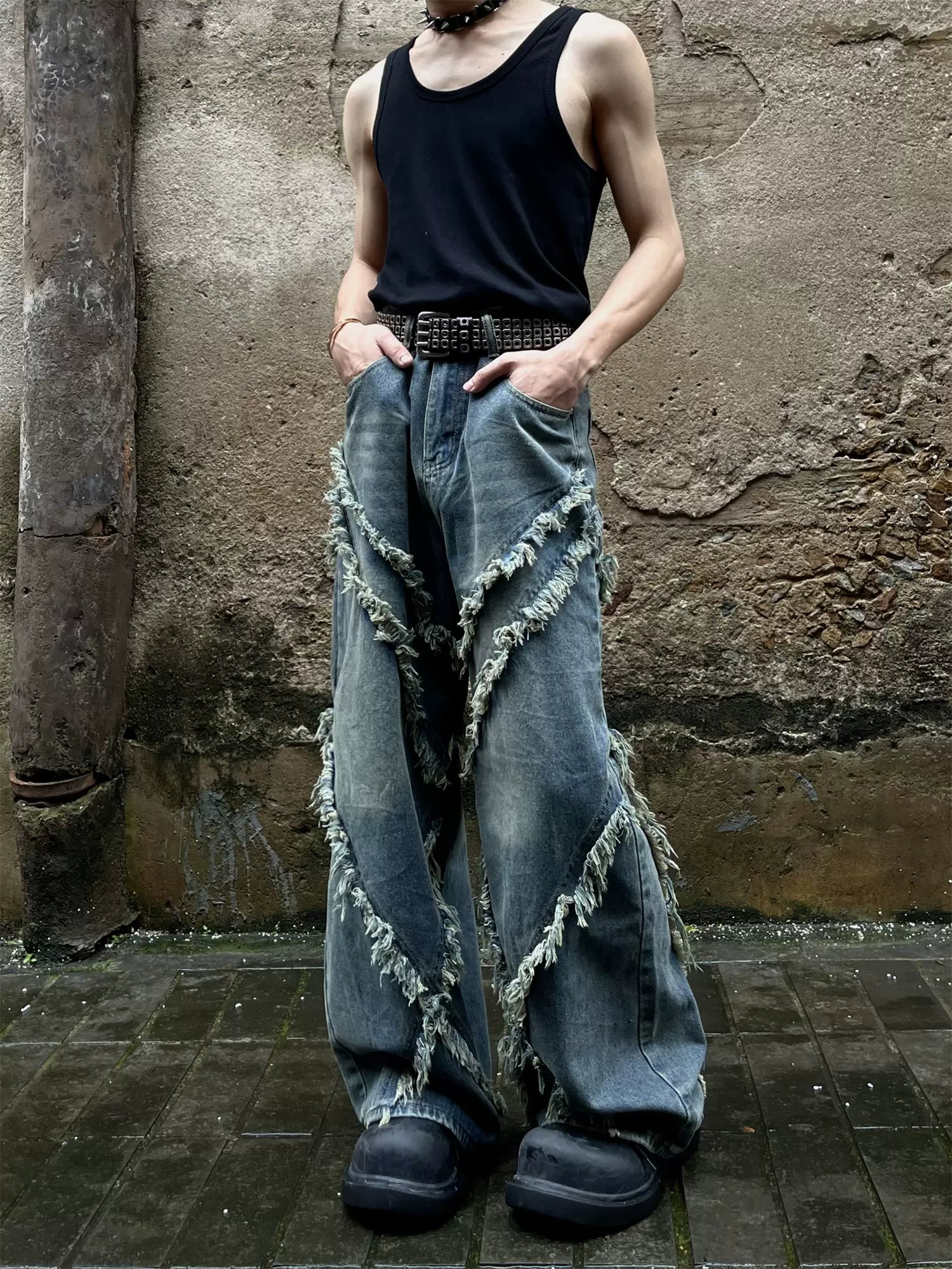 Cross Raw-Edge Baggy Jeans