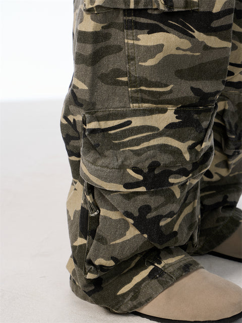 GKIKZ RUGGED CHARM WIDE-LEG CARGO PANTS