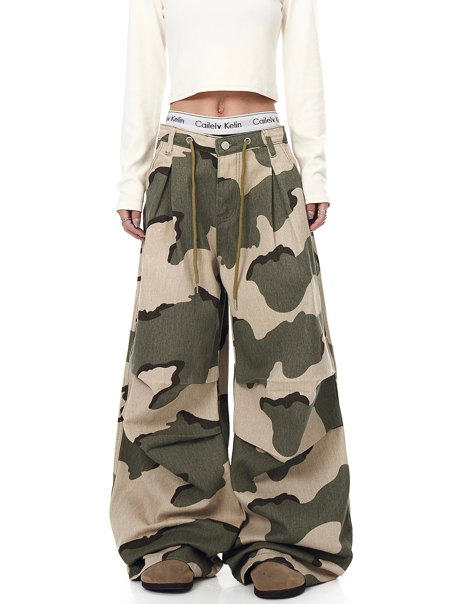 [25AW NEW ARRIVAL] GKIKZ URBAN DRAWSTRING PLEATED CAMO WAVE WIDE-LEG PANTS