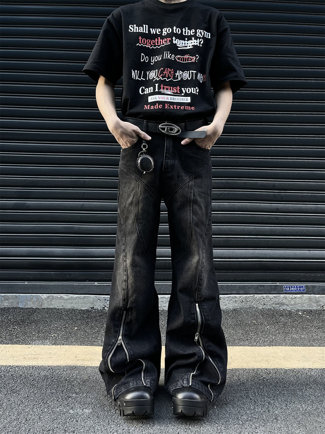 Mid-Zipper Slightly Flared Baggy Denim Jeans