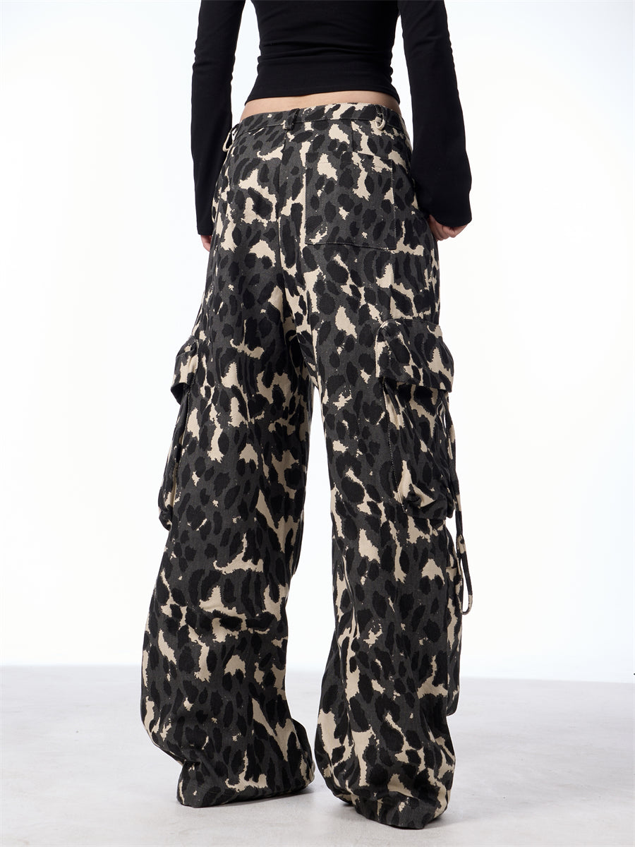 GKIKZ LEOPARD INTRUSION BAGGY CARGO PANTS