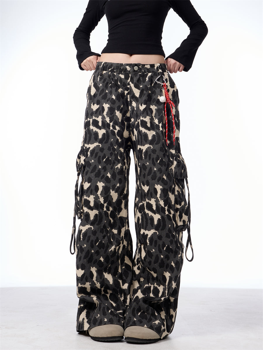 GKIKZ LEOPARD INTRUSION BAGGY CARGO PANTS