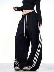 GKIKZ TRI-STRIPE SCIMITAR BAGGY PANTS