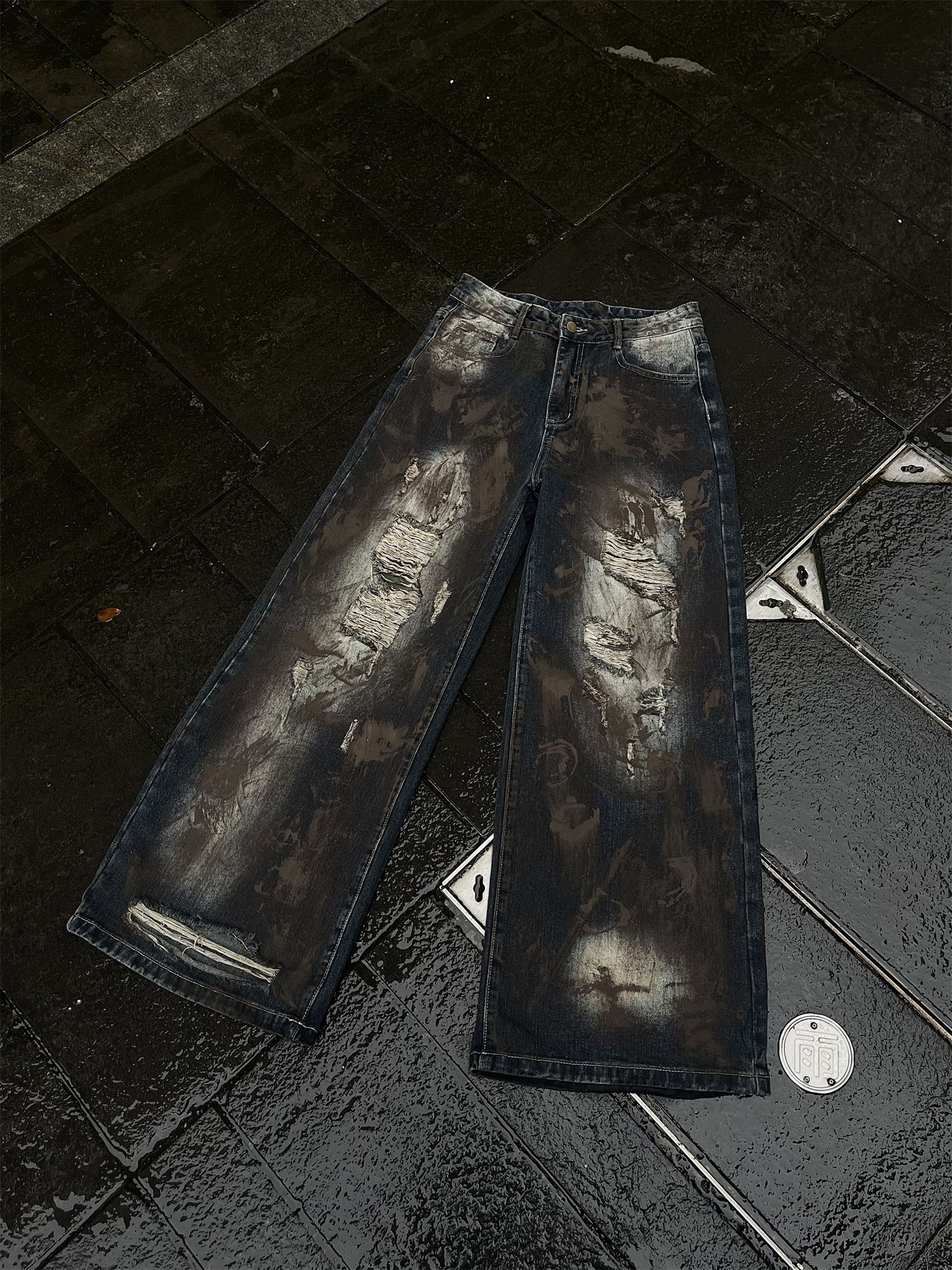 Total Destruction Dirty Baggy Jeans