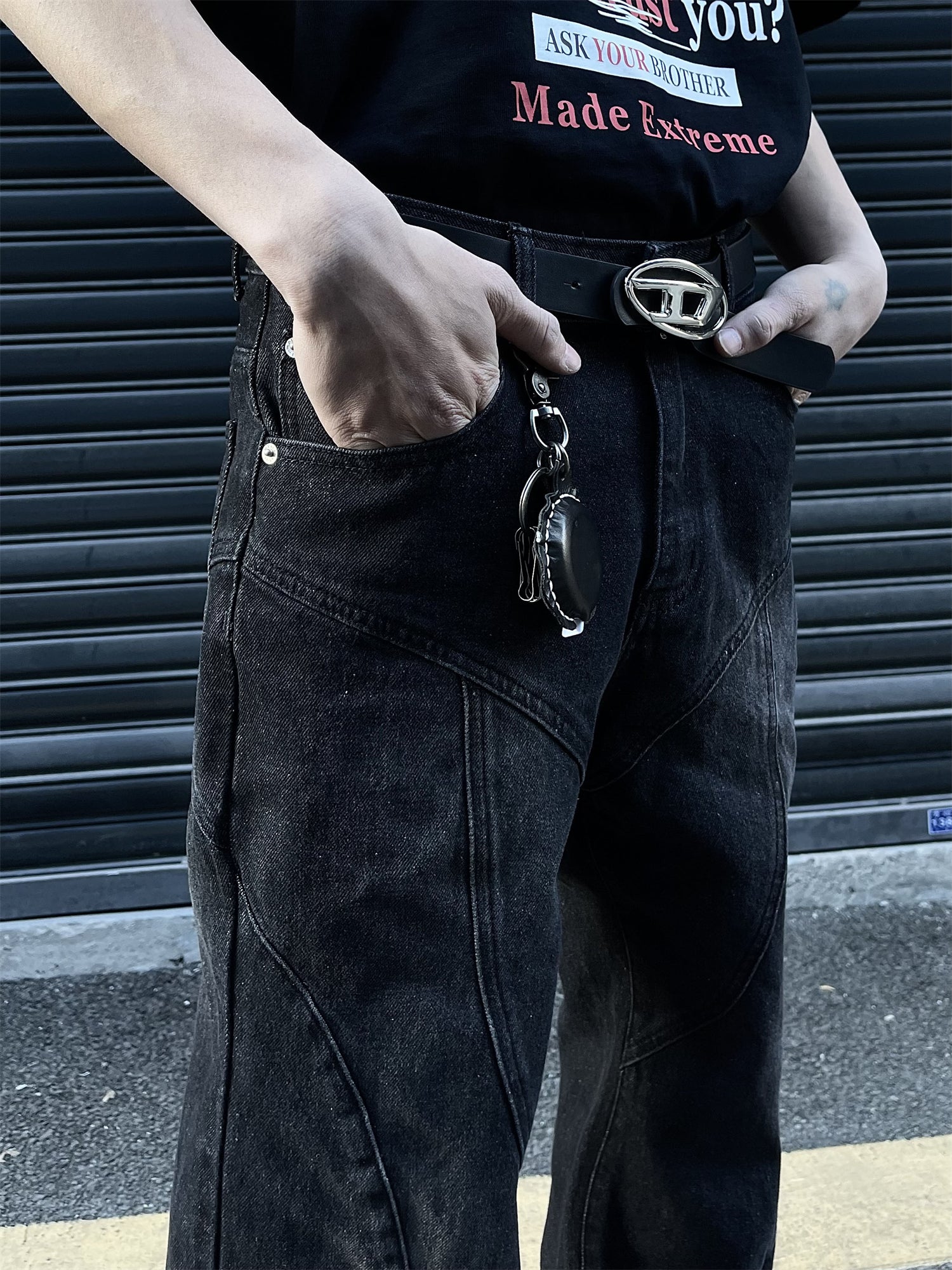 Mid-Zipper Slightly Flared Baggy Denim Jeans