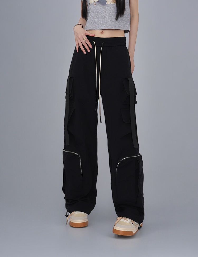 GKIKZ LOOSE STRAPS SIDE ZIP CARGO PANTS