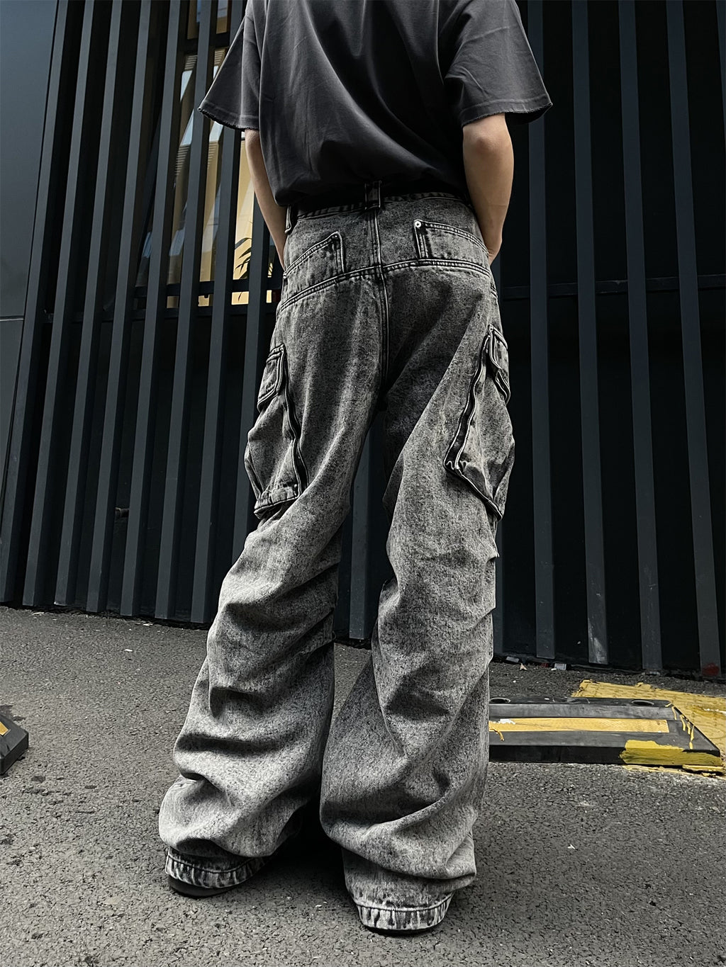 Crash Pockets Heavy Baggy Jeans