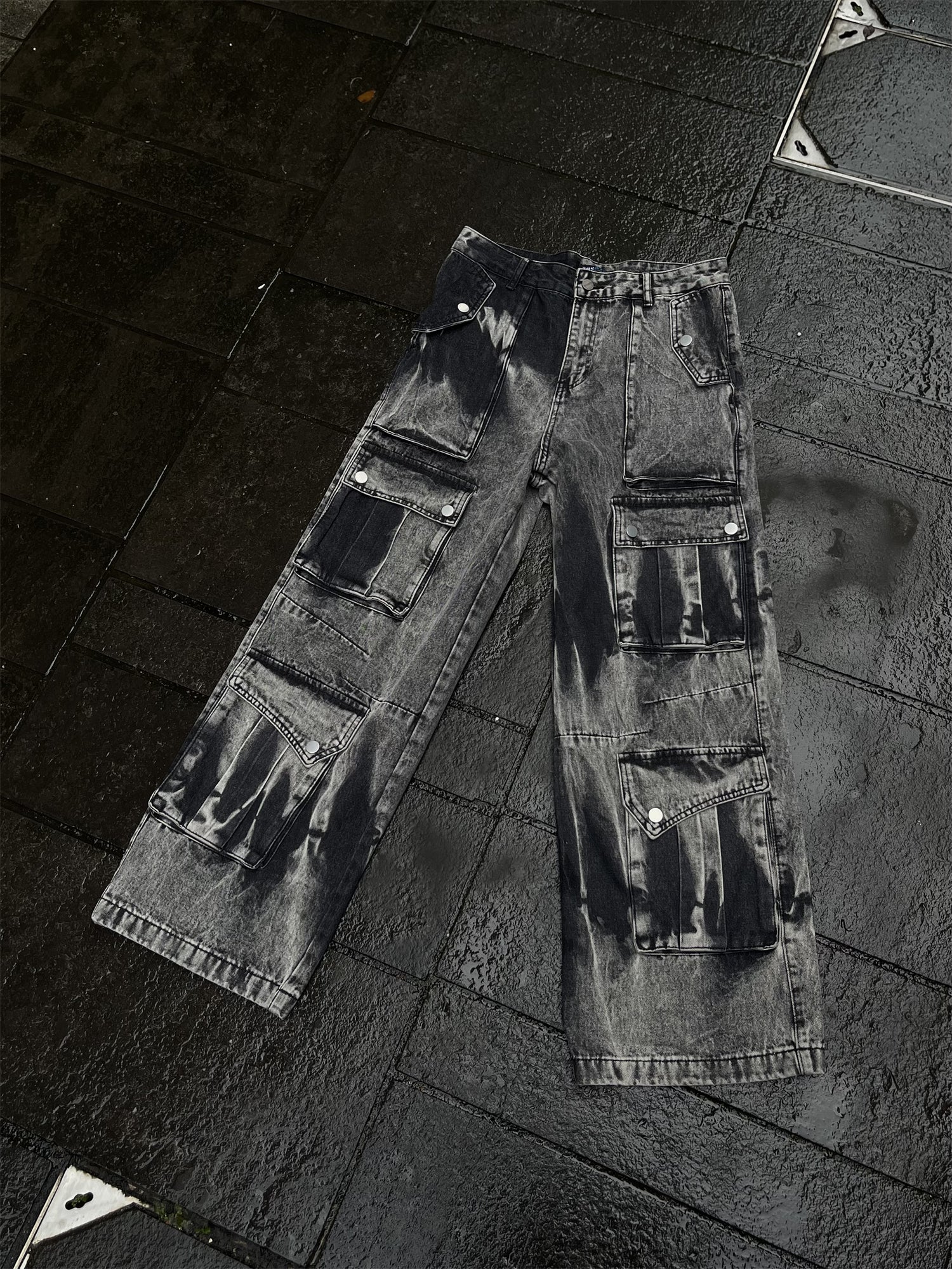 Multi-Pocket Tie-Dye Denim Baggy Jeans