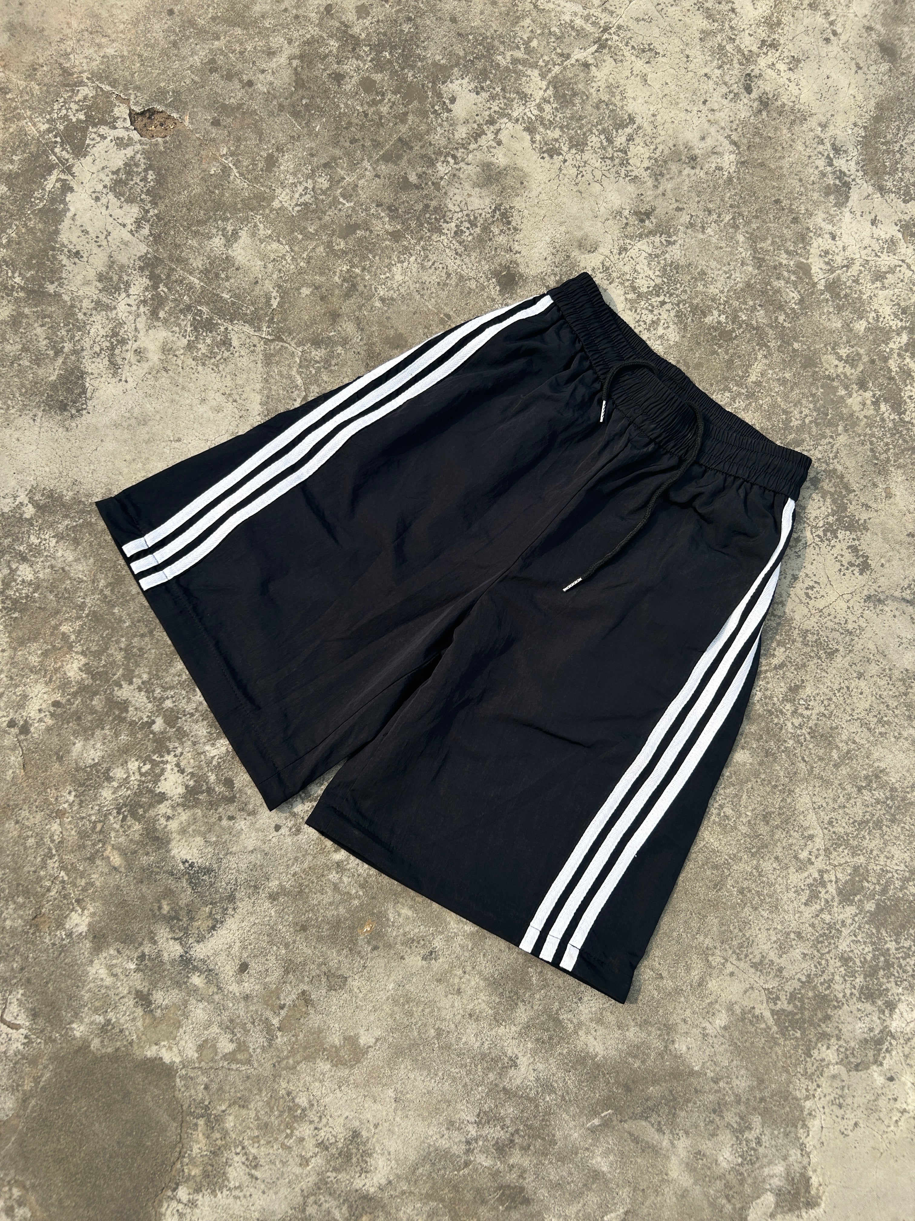Tri-Stripe Curve Detachable Wide Leg Pants