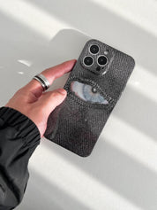 [25SS NEW ARRIVAL] GKIKZ FROST EYES IPHONE CASE'S
