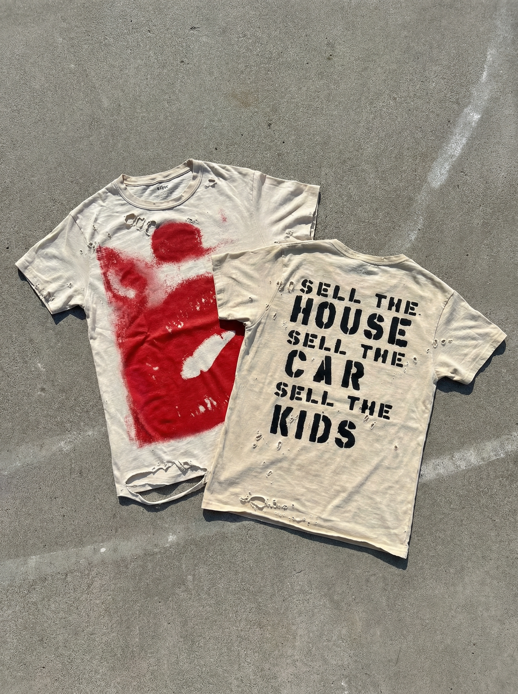 GKIKZ DISTRESSED LIP'S TEES