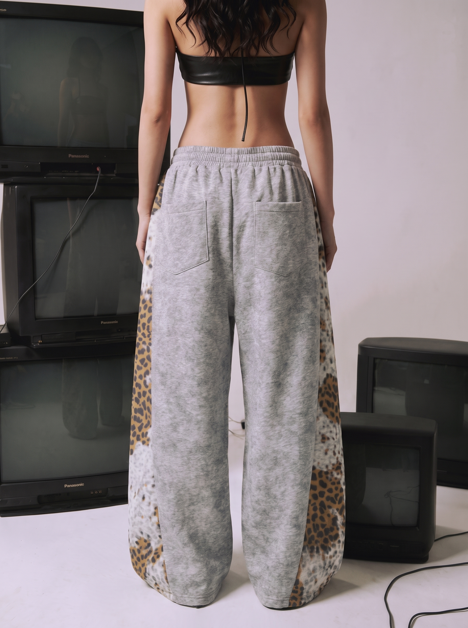 Leopard Patchwork Rivet Sweatpant