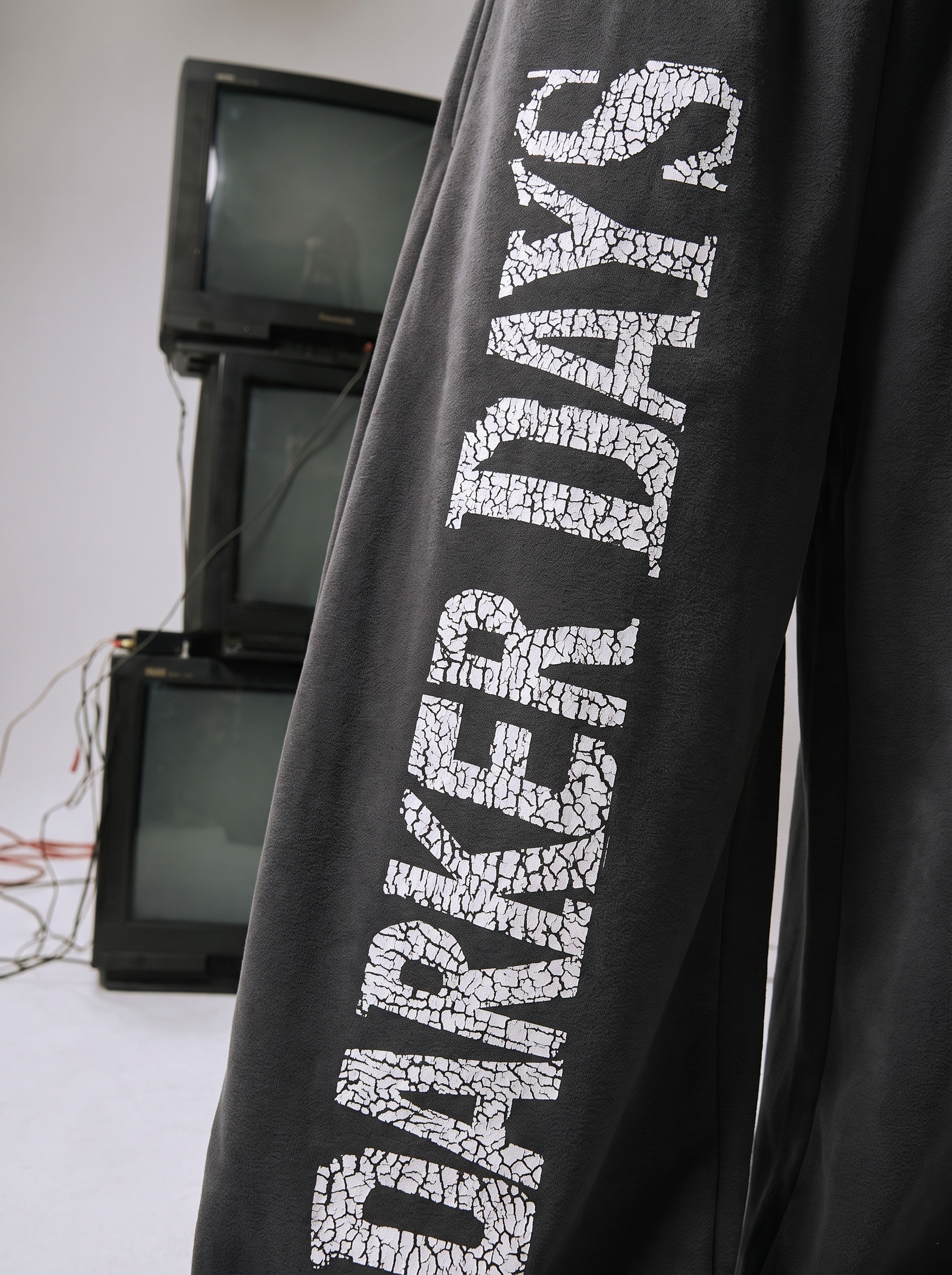 "Never Trust" Wide-Leg Pant