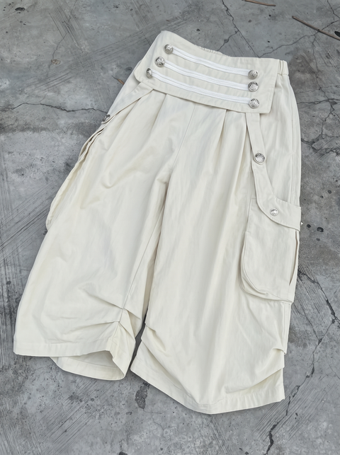 Ornate Round Filigree Wide-leg Capri