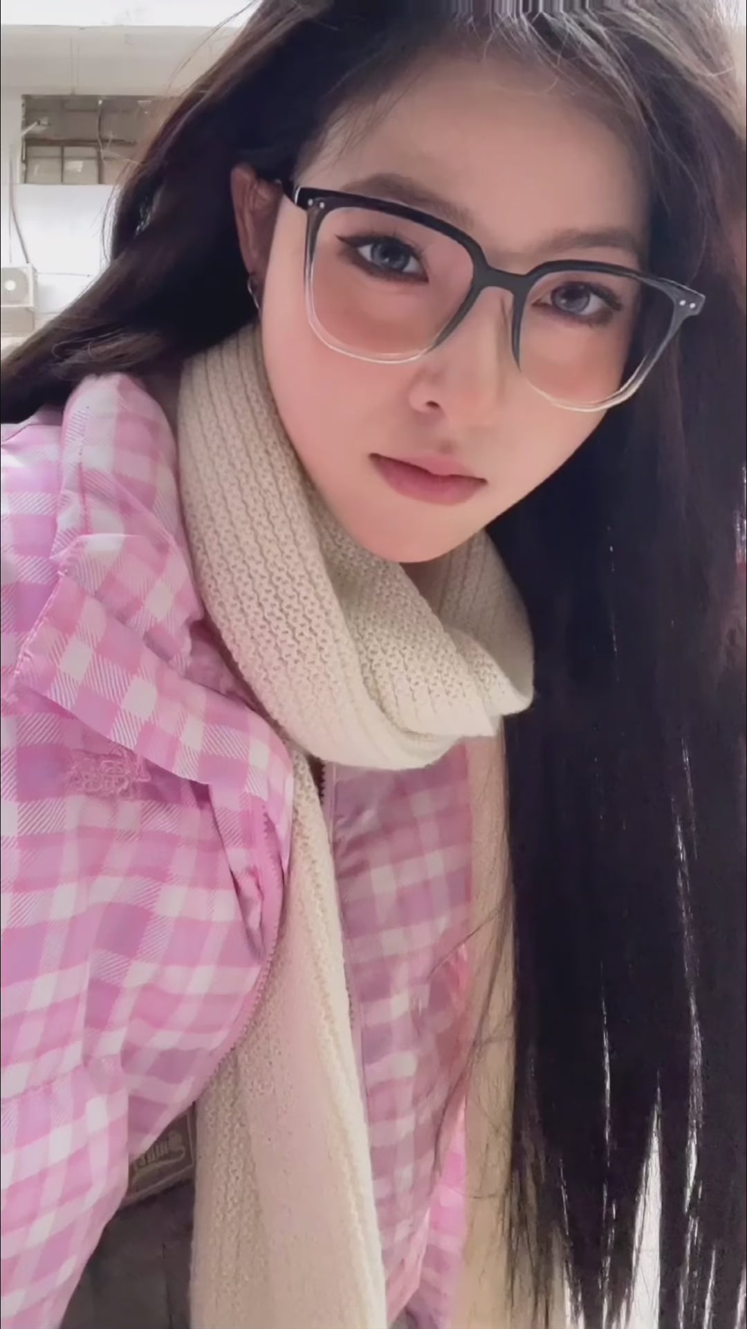 GKIKZ RETRO PLAID SHORT PUFFER JACKET