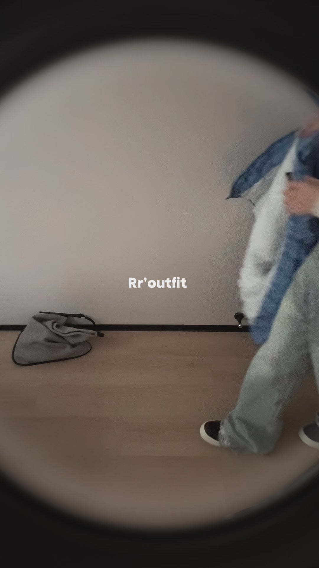 GKIKZ RETRO PLAID SHORT PUFFER JACKET